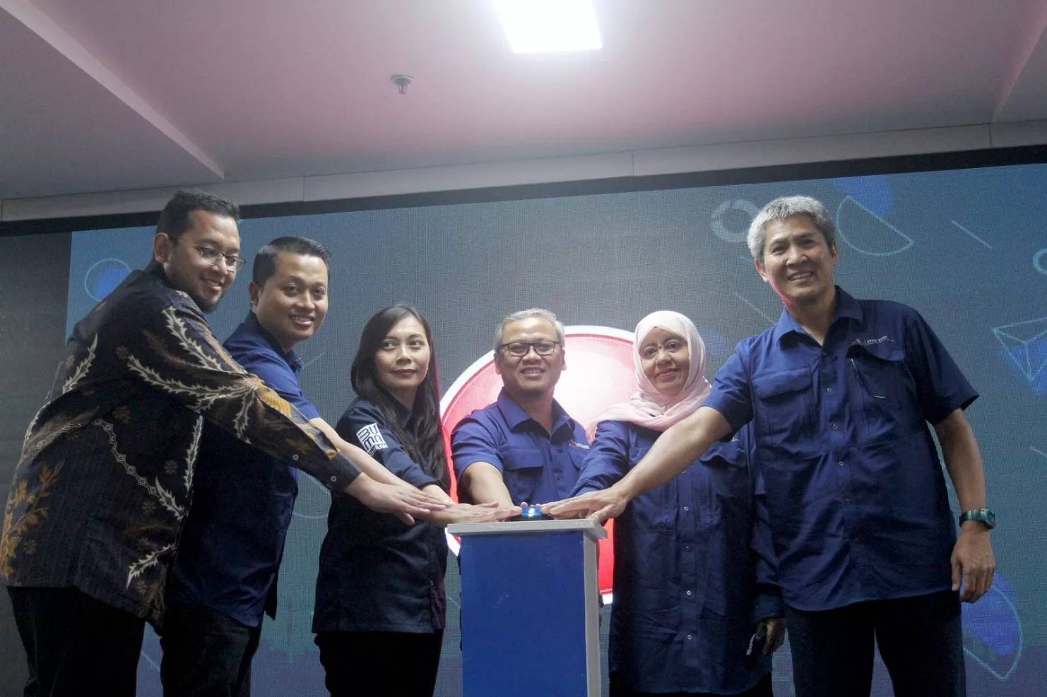 17165113021251276880327471675795 Copy 1482x987