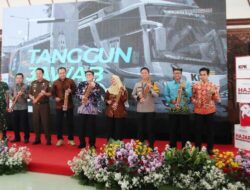 Roadshow Bus KPK  Jelajah Negeri Tiba Bangun Antikorupsi Di Bojonegoro