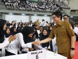 Pj Bupati Adriyanto Serahkan 1.935 SK Pengangkatan PPPK