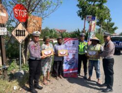 Polres Bojonegoro Kembali Salurkan Ratusan Paket Sembako Sambut Hari Bhayangkara Ke – 78