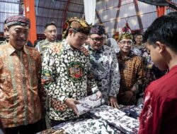 Bupati Lamongan Luncurkan Tiga Motif Batik Khas Desa Sendangagung