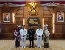 Pj Gubernur Jatim Lantik Pj. Bupati Bondowoso Dan Pj. Bupati Jombang