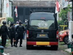 Densus 88 Ringkus “Calon Pengantin” Bom Bunuh Diri Di Batu Malang