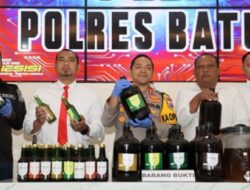 Polres Batu Ungkap Home Industri Minuman Beralkohol Ilegal