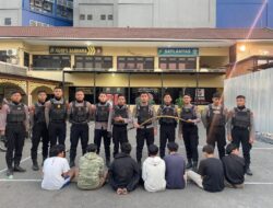 Polisi Amankan 7 Pemuda  Kelompok Gang Allstar Di Tenggumung Baru Surabaya