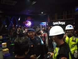 Berantas Peredaran Narkoba, Satresnarkoba Polres Tuban Operasi Di Tempat  Hiburan Malam