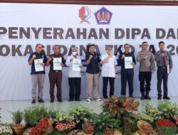 PJ Adriyanto Serahkan DIPA Dan Alokasi Dana TKD 2025 Kepada Satker Secara Simbolis