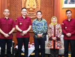 Pj Gubernur Adhy Karyono Gagas Layanan Passport On Board untuk Jamaah Haji dan Umrah