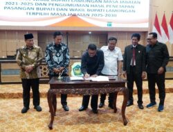 DPRD Lamongan Tandatangani Penetapan Pasangan Bupati dan Wakil Bupati Terpilih Masa Jabatan 2025-2030