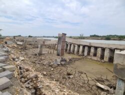 Ini Klarifikasi Dinas PUSDA Bojonegoro Ambruknya Tebing Sungai Bengawan Solo