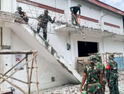 Babinsa Koramil Kanor Bojonegoro Gorong Royong Bantu Renovasi Masjid Dusun Ager Ager