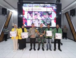 TNI-Polri Bojonegoro Gelar Bansos Presisi Perkuat Sinergitas Dengan Mahasiswa Dan OKP