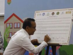 Menko PMK Dorong Wujudkan Anak Indonesia Berkarakter Di Gelaran Deklarasi Bersama