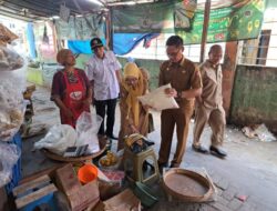 Sidak Pasar Pemkab Bojonegoro Pantau Stok Dan Harga Bahan Pokok