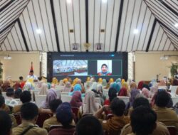 Wujudkan Kelestarian Lingkungan Wabup Nurul Instruksikan pemerintah Desa Dan Bank Sampah Saling Bersinergi