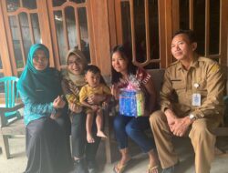 Turunkan Angka Kasus Stunting TP PKK Bojonegoro Berikan Bantuan Makanan Tambahan