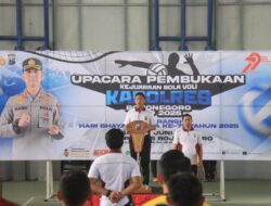 Sambut Hari Bhayangkara ke-79 Kapolres Bojonegoro Buka Kejuaraan Bola Voli