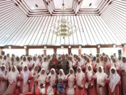 100 Hafidzah Gelar Khotmil Qur’an Di Pendopo Malowopati Bojonegoro