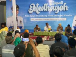 Penyerahan Santunan Jaminan Kematian BPJS Ketenagakerjaan Kepada Warga Penerima Di Momen Bupati Medhayoh
