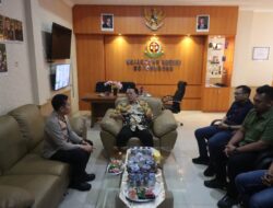Kapolres AKBP Afrian Jalin Silaturahmi Dengan Kejari Bojonegoro