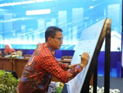 Dorong Akselerasi Investas Bupati Bojonegoro Hadiri High Level Meeting Forum Investasi Jawa Timur