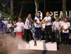 Ribuan Peserta Ikuti Bojonegoro Playon Night Fun 6K