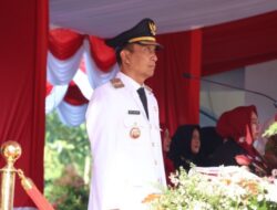 Bupati Wahono Pimpin Upacara HUT Ke-80 Kemerdekaan Indonesia Di Alun-alun Bojonegoro