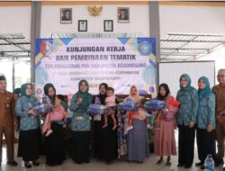 Cantika Wahono Berikan Pelatihan Tematik Pelaksanaan Gerakan Ayam Petelur Mandiri
