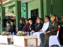 Kapolres Bojonegoro Hadiri Upacara HUT ke-80 TNI Untuk Mempererat Sinergitas Kedua Institusi.