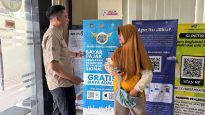 Polantas Polres Bojonegoro Sosialisasikan Aplikasi Signal Kepada Masyarakat