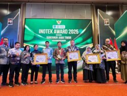 Kota Surabaya Raih Juara 1 Kategori Inovasi Daerah Di Ajang INotek Award Jatim 2025