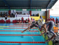 Surabaya Sementara Pimpin Juara Umum Finswimming Piala Gubernur 2025