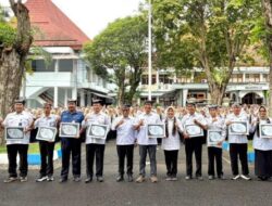 Pemkab Bojonegoro Beri Penghargaan OPD Atas Capaian SKM Tertinggi, Bupati Dorong Peningkatan Kinerja di 2026