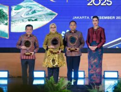 Berkontribusi Besar pada Pariwisata Indonesia, Bupati Ipuk Raih Most Inspiring Tourism Leader