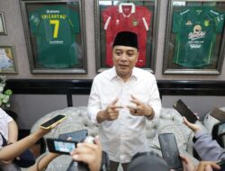 Wali Kota Eri Ingatkan Warga Dan Pelaku Usaha Tak Gunakan Tepi Sungai untuk Bangunan Dan Parkir