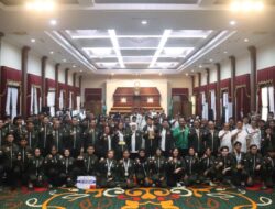 Gubernur Khofifah Beri Bonus Atlet SEA Games 2025