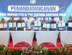 Cegah Mahasiswa Drop Out Karena Ekonomi, 8 Rektor Puji Kebijakan Beasiswa Pemkot Surabaya Yang Revolusioner