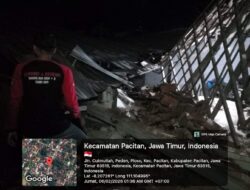 Diguncang Berkekuatan 6,4 magnitudo Rumah Warga Pacitan Ambruk
