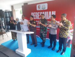 Bupati Wahono Hadiri Peresmian Gedung Pelayanan Kejari Bojonegoro