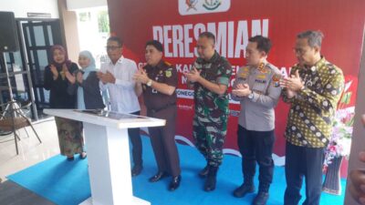 17767712598203761585403628535621 Copy 1382x1037