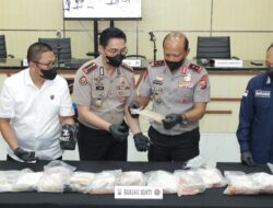 Polda Jatim Lakukan Uji Laboratoris Terkait Temuan Diduga Narkotika 27,83 Kg di Pesisir Giligenting Sumenep