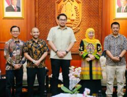 Khofifah Terima Stafsus Presiden, Pastikan UMKM Jatim Adaptif dan Naik Kelas di Era AI