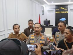Polres Lumajang Amankan 10 Terduga Pelaku Penganiayaan Kepala Desa Pakel
