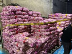 Bareskrim Polri Bongkar Penyelundupan 23 Ton Bawang dan Cabai di Pontianak