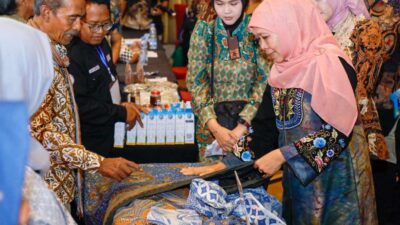 Hari Konsumen Nasional 2026, Khofifah Tegaskan Konsumen Berdaya dan Terlindungi Jadi Pilar Ekonomi Menuju Indonesia Emas