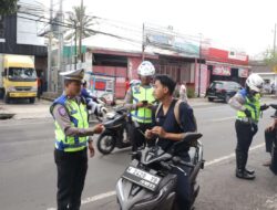 Optimalisasi Gakkum Presisi : Ditlantas Polda Jatim Gelar Operasi Dakgar Berbasis Handheld