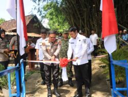 Polres Tuban Bangun Jembatan Merah Putih Presisi, Bupati : Berkat Kepedulian dan Kehadiran Polri di Tengah Masyarakat