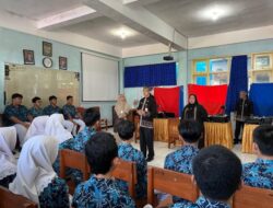 Kejar Cakupan Kepemilikan KTP Disdukcapil Bojonegoro Hadir Di Sekolah