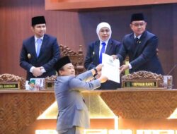 Pemprov Jatim dan DPRD Jatim Sepakati Dua Raperda Strategis. Gubernur Khofifah: Perkuat Transformasi BUMD Migas dan Pengembangan Ekonomi Kreatif Jawa Timur