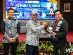 Hadir di Seminar Nasional Unesa, Menko Yusril Tekankan Hukum Harus Adaptif Hadapi Disrupsi AI dan Gig Economy